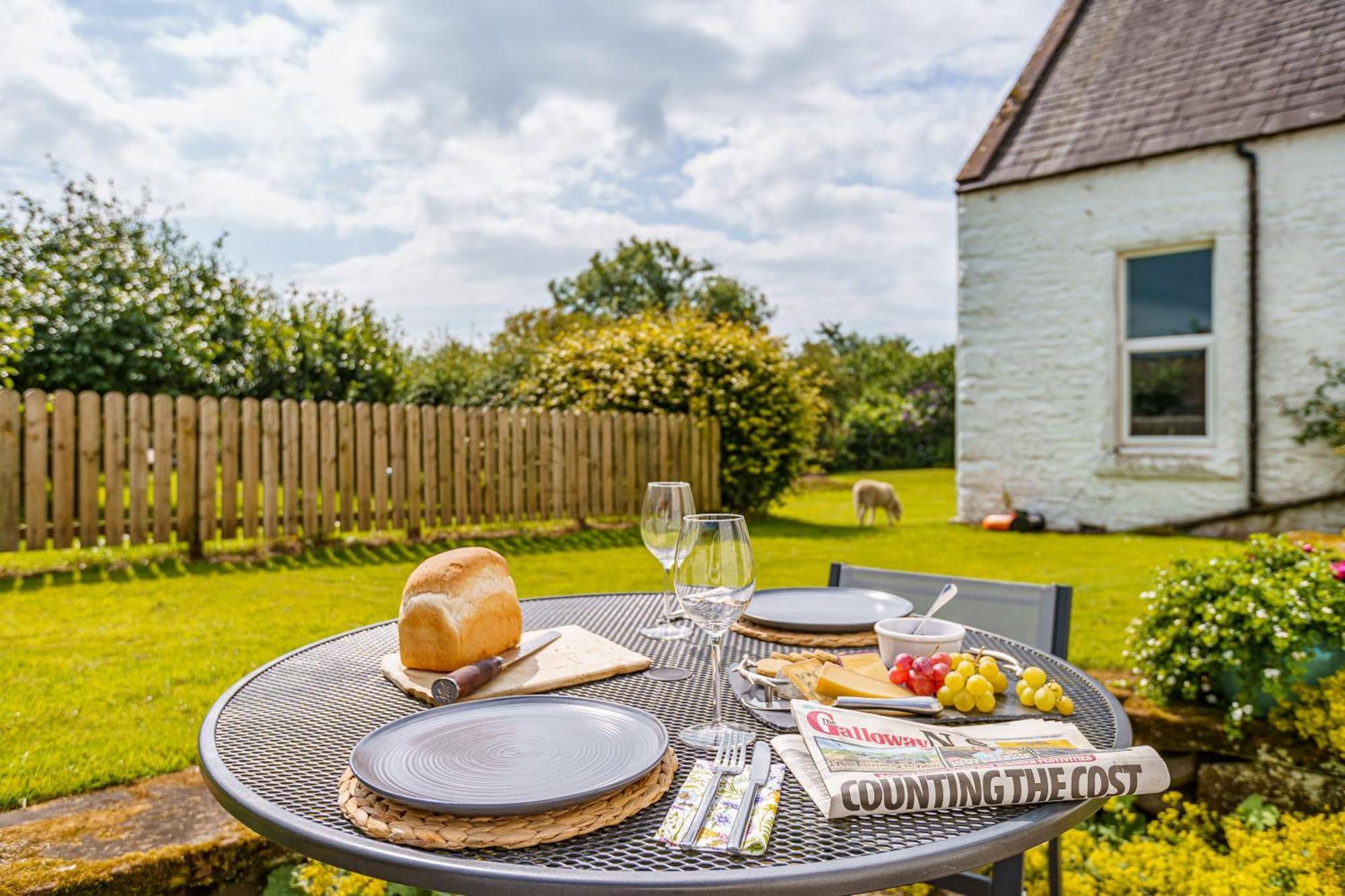 The Cheeseloft - Spacious One Bed With Terrace Kirkcudbright Luaran gambar